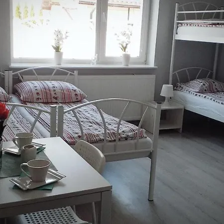 Agnes Rum i privatbostad Jantar